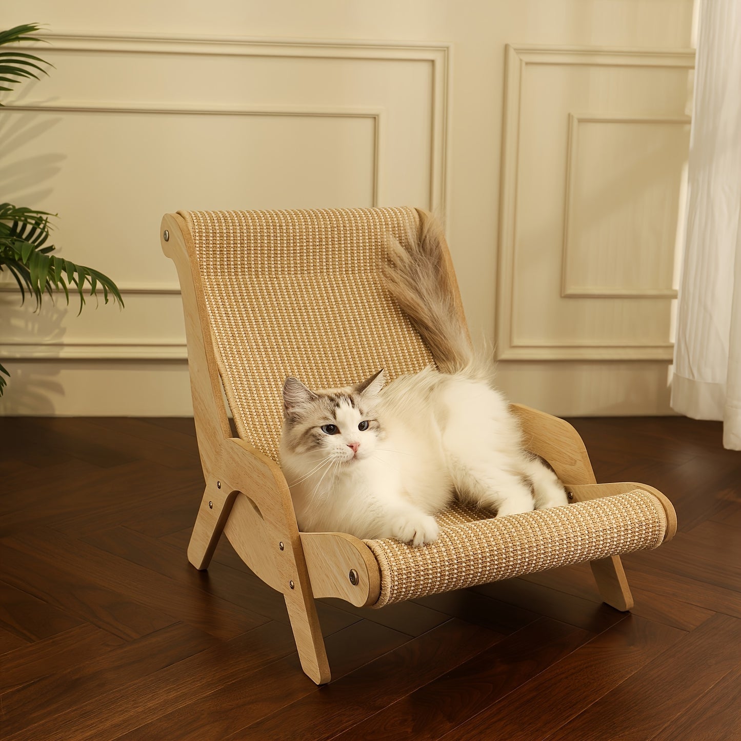 Extra-Large Cat Hammock Lounger - Made From Durable Nylon, This All-season Comfort Sofa Bed for Cats Comes with A Scratch Pad.