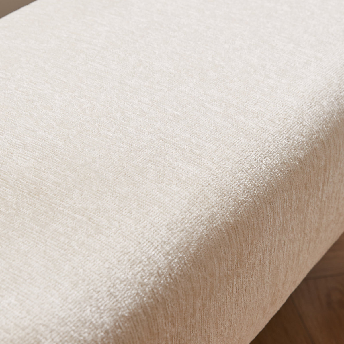 Modern Decorative Chenille Fabric Bench, Ergonomic Padded Entry Bench with Solid Wood Legs, Upholstered Ottoman Bench for Foyer Bedroom Living Space