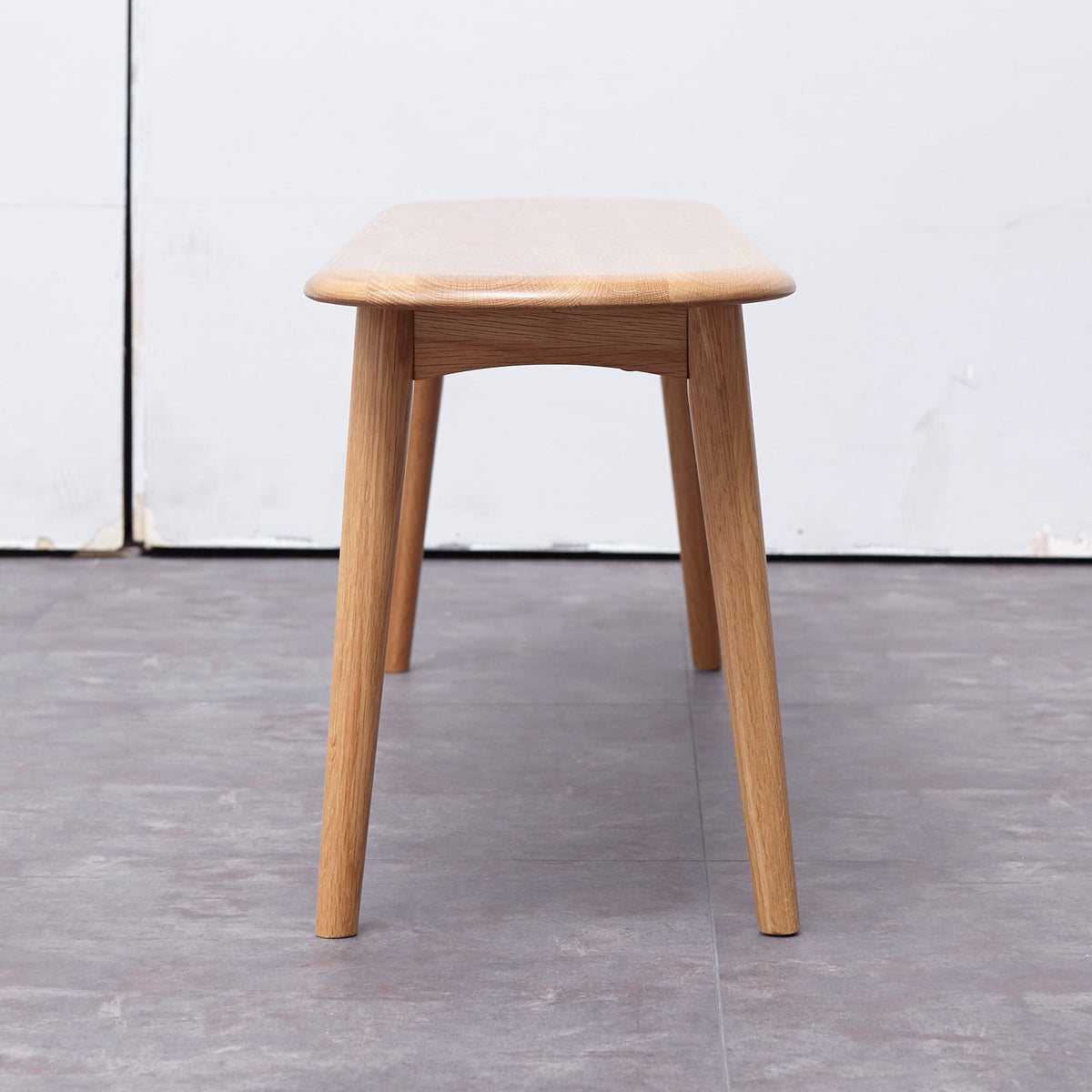 Natural Oak Wood Dining Bench Table Bench with Solid Oak Construction and Unique Design