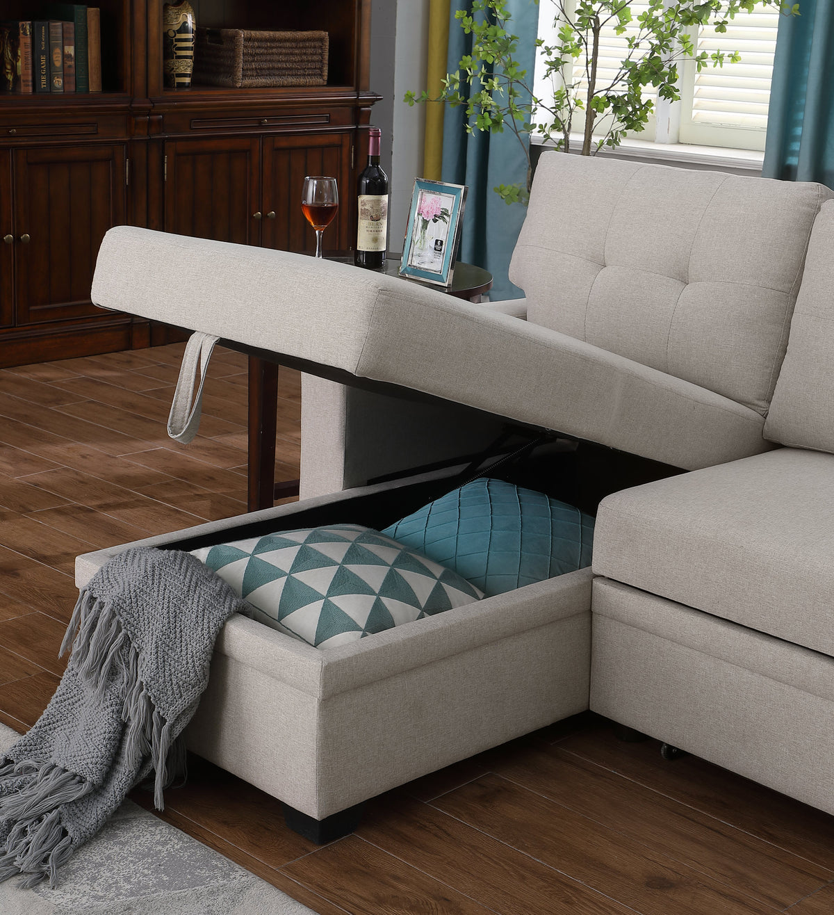 Convertible Upholstered Sectional Sofa with Pull-out Chaise