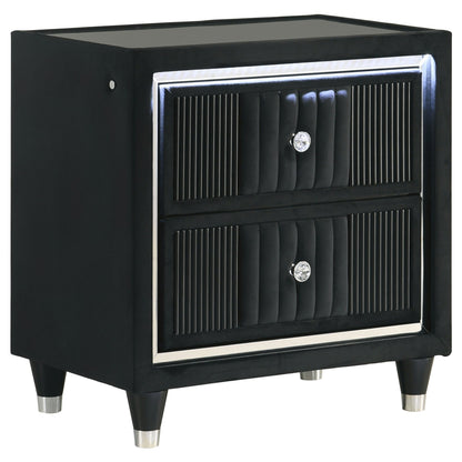 Roland Black Eastern King 4-piece Bedroom Set