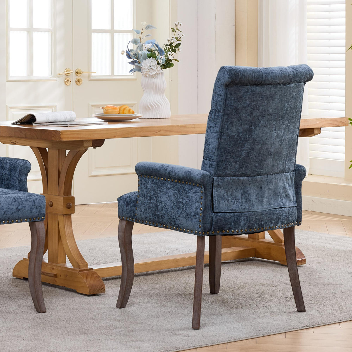 Upholstered Chenille Fabric Accent Dining Chair, Curved Solid Wood Legs, Elegant Tufted Club Dining Room Kitchen Room Arm Dining Chair – Blue