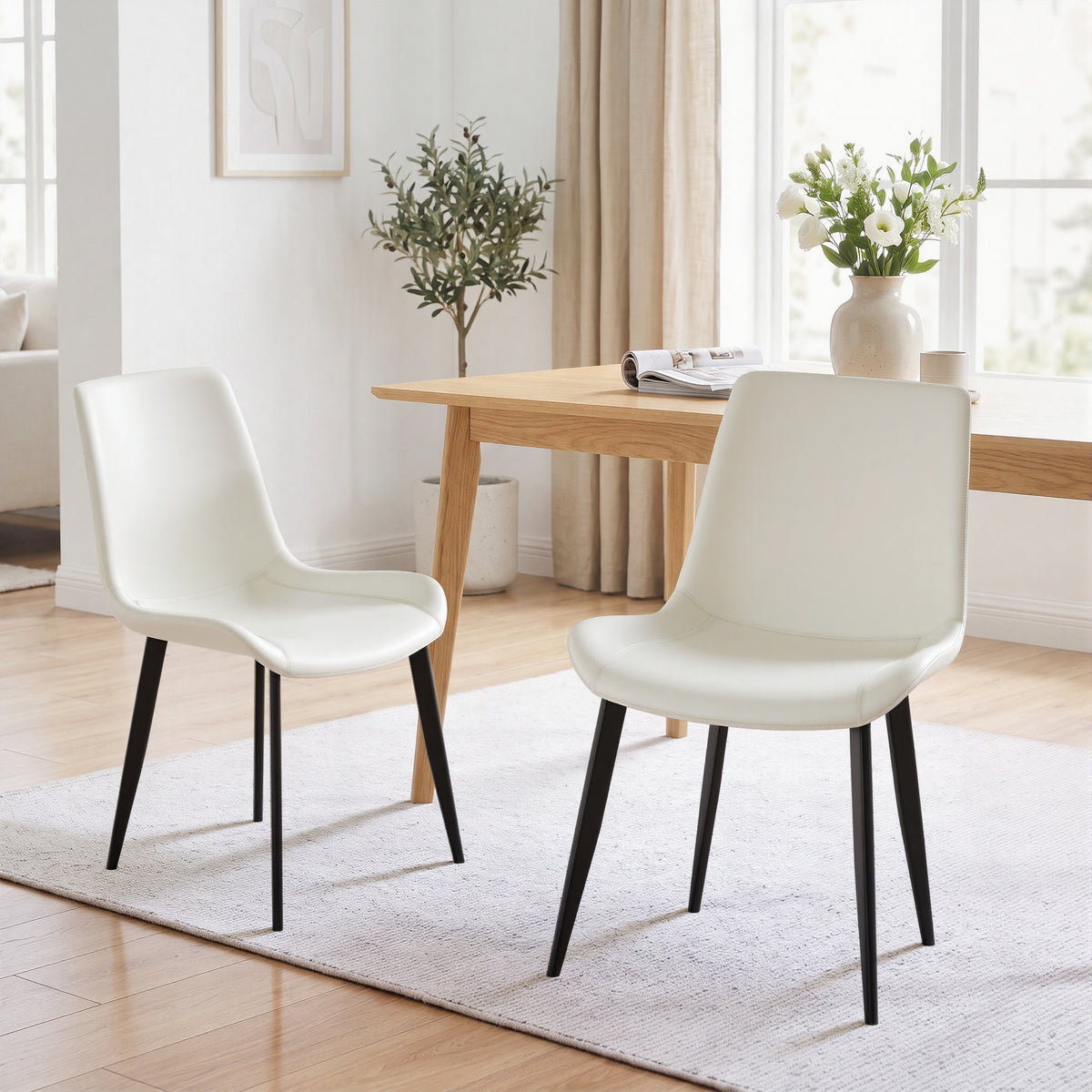 Cream white PU leather dining chair, metal chair legs, modern style padded chair, 4 sets, suitable for kitchen, dining room, living room, meeting room