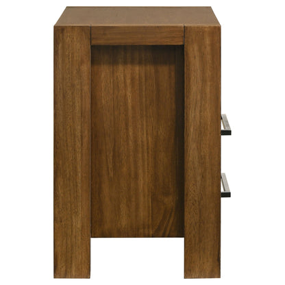 Alden Warm Brown Queen 4-Piece Bedroom Set