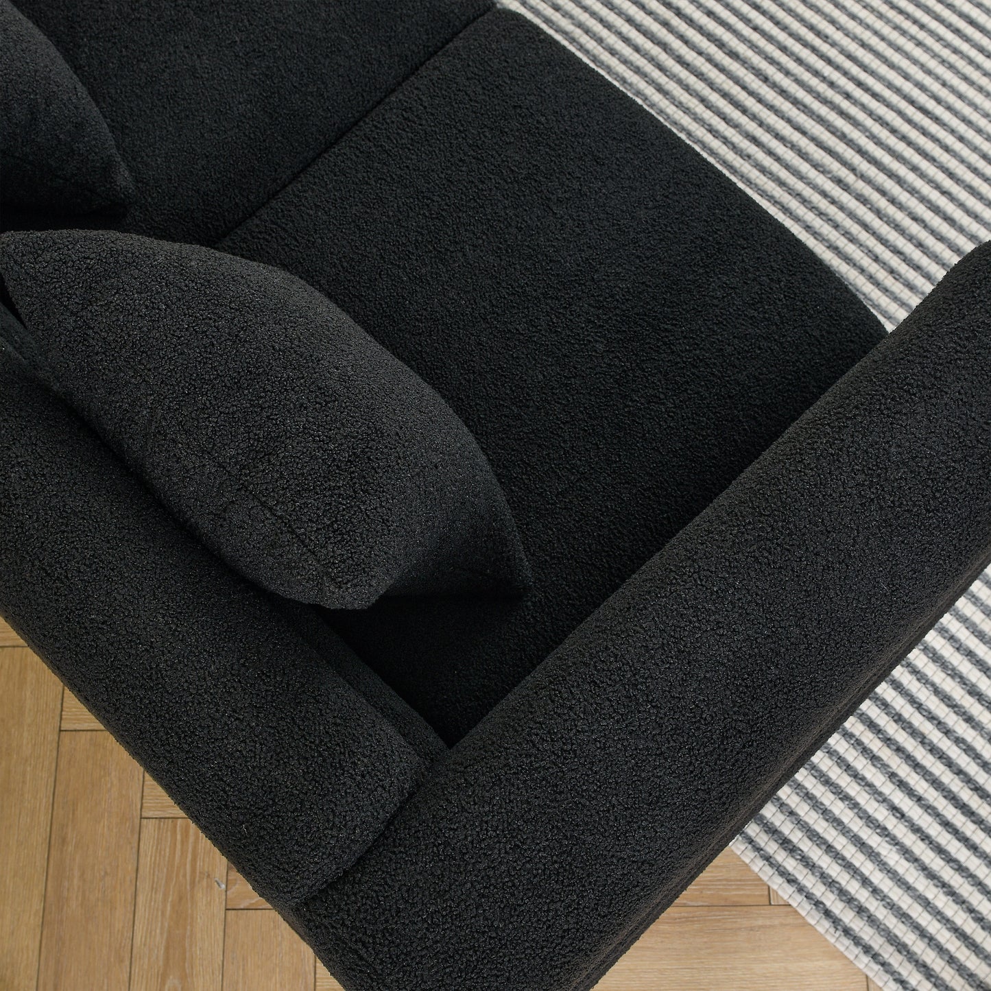 25145018