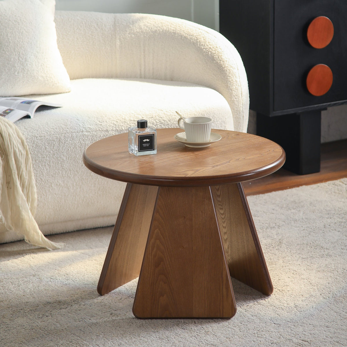 23.23' Round Side Table, Small Wood Coffee Table with Three Slanted Legs, Modern Minimalist Accent Table for Living Room, Bedroom and Balcony