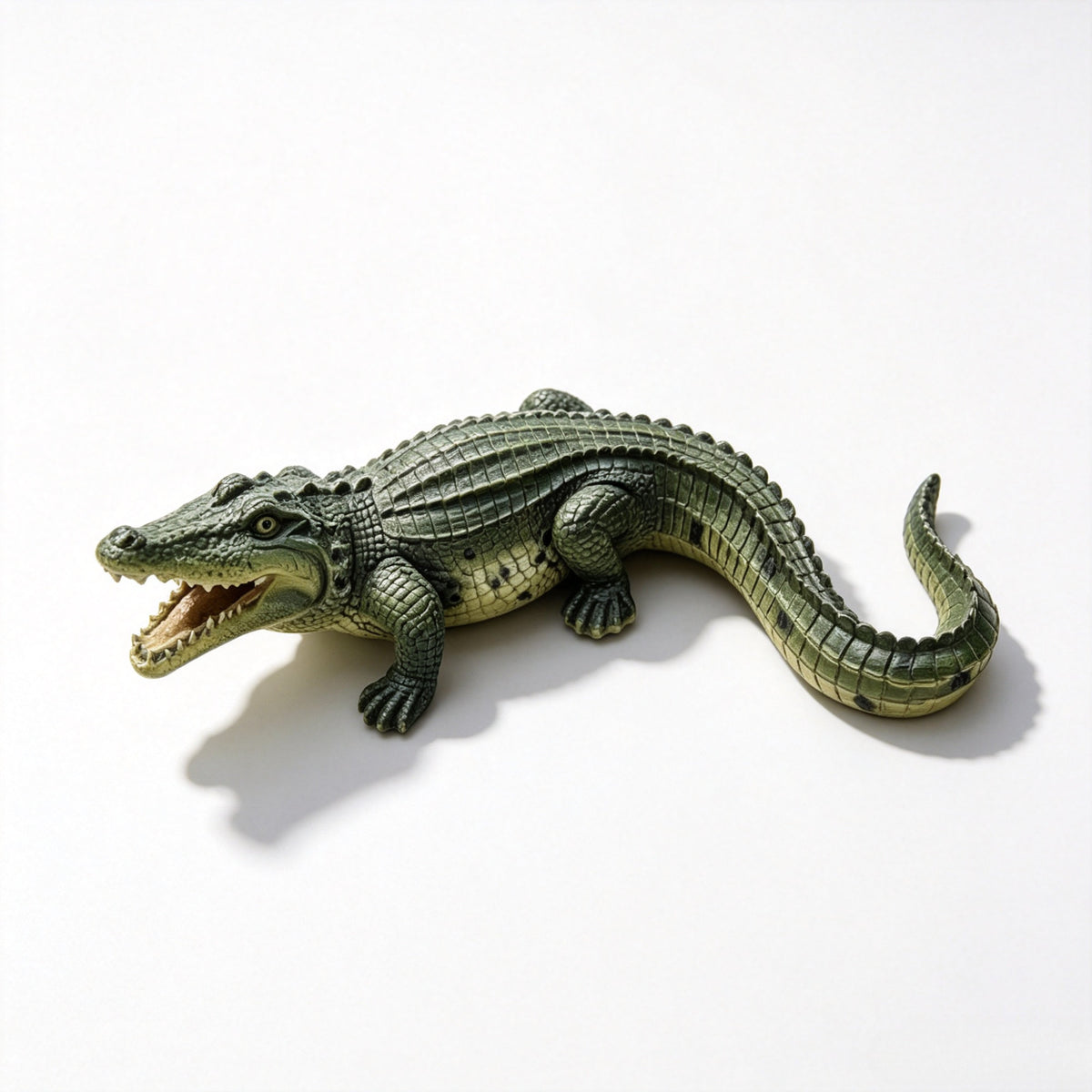 23" Simulated Crocodile Garden Statue, Resin Animal Ornament, Creative Indoor & Outdoor Decor for Garden, Porch, Pond & Backyard
