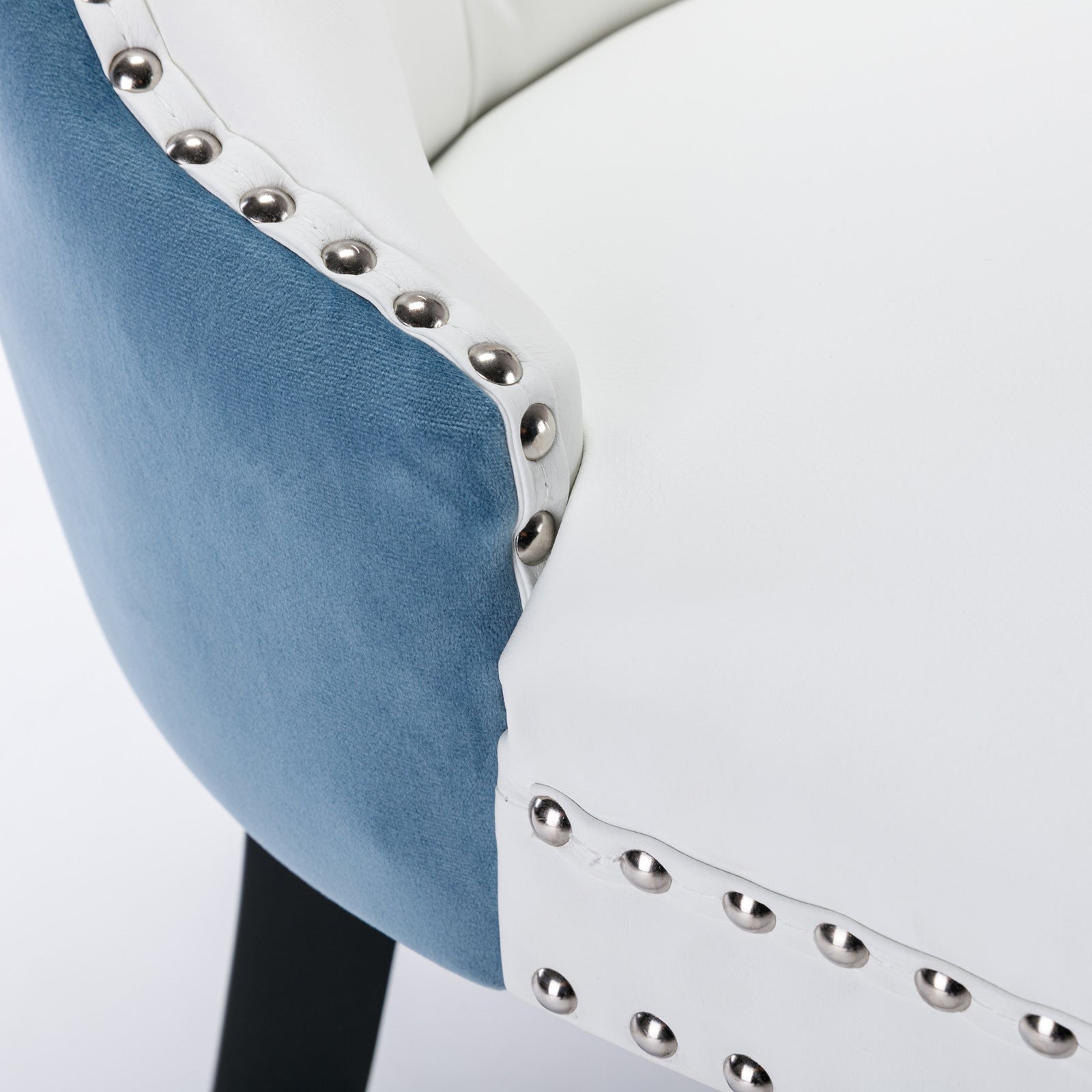 25137653