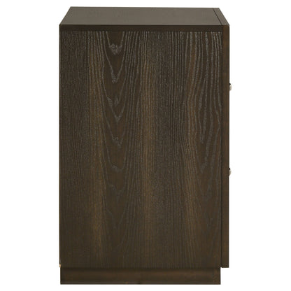 Archer Dark Oak Queen 4-Piece Bedroom Set
