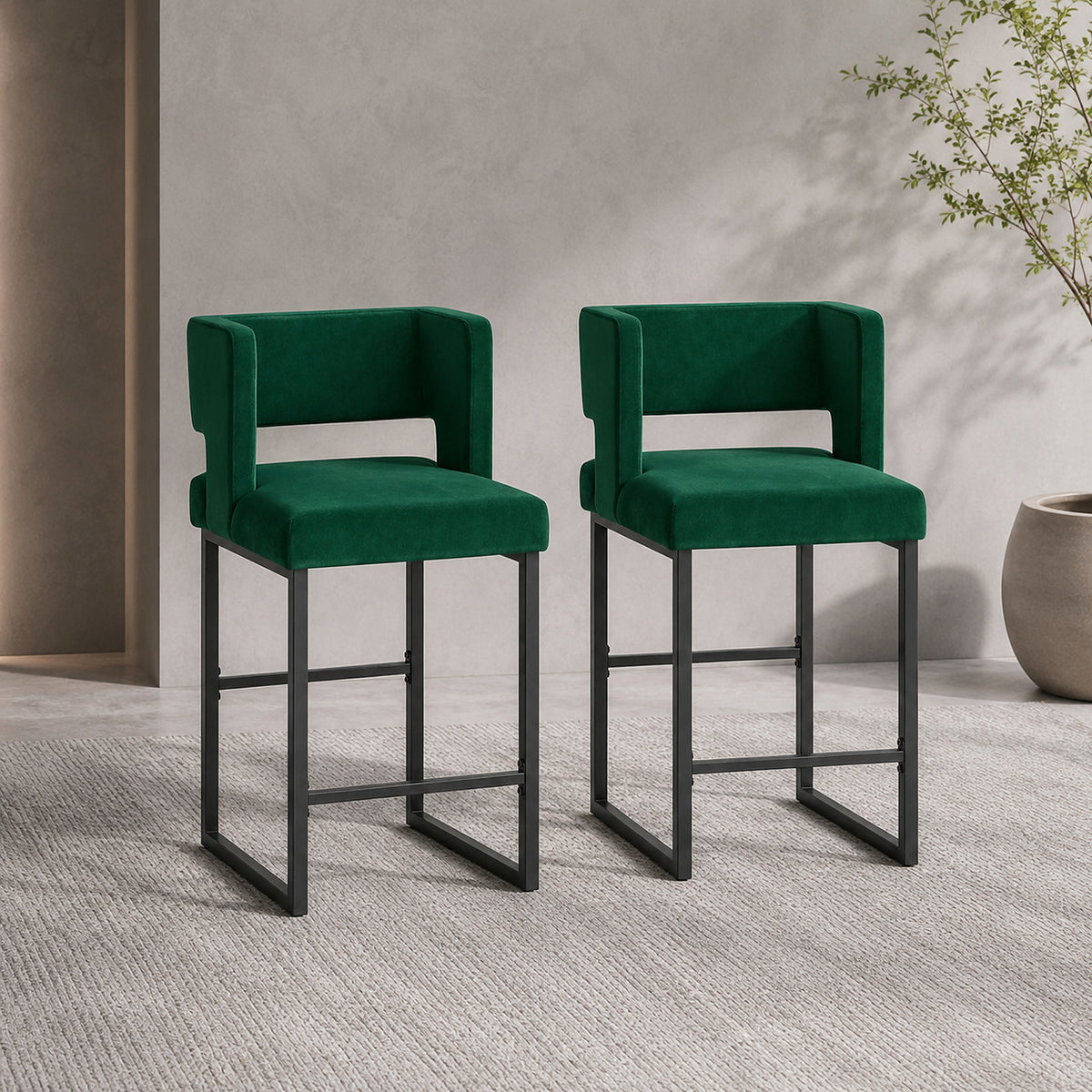 Modern green velvet bar chair set - stable and comfortable. Black metal legs. Smooth design lines and elegant appearance. Suitable for placement in bars, living rooms, and other places. (2 sets)