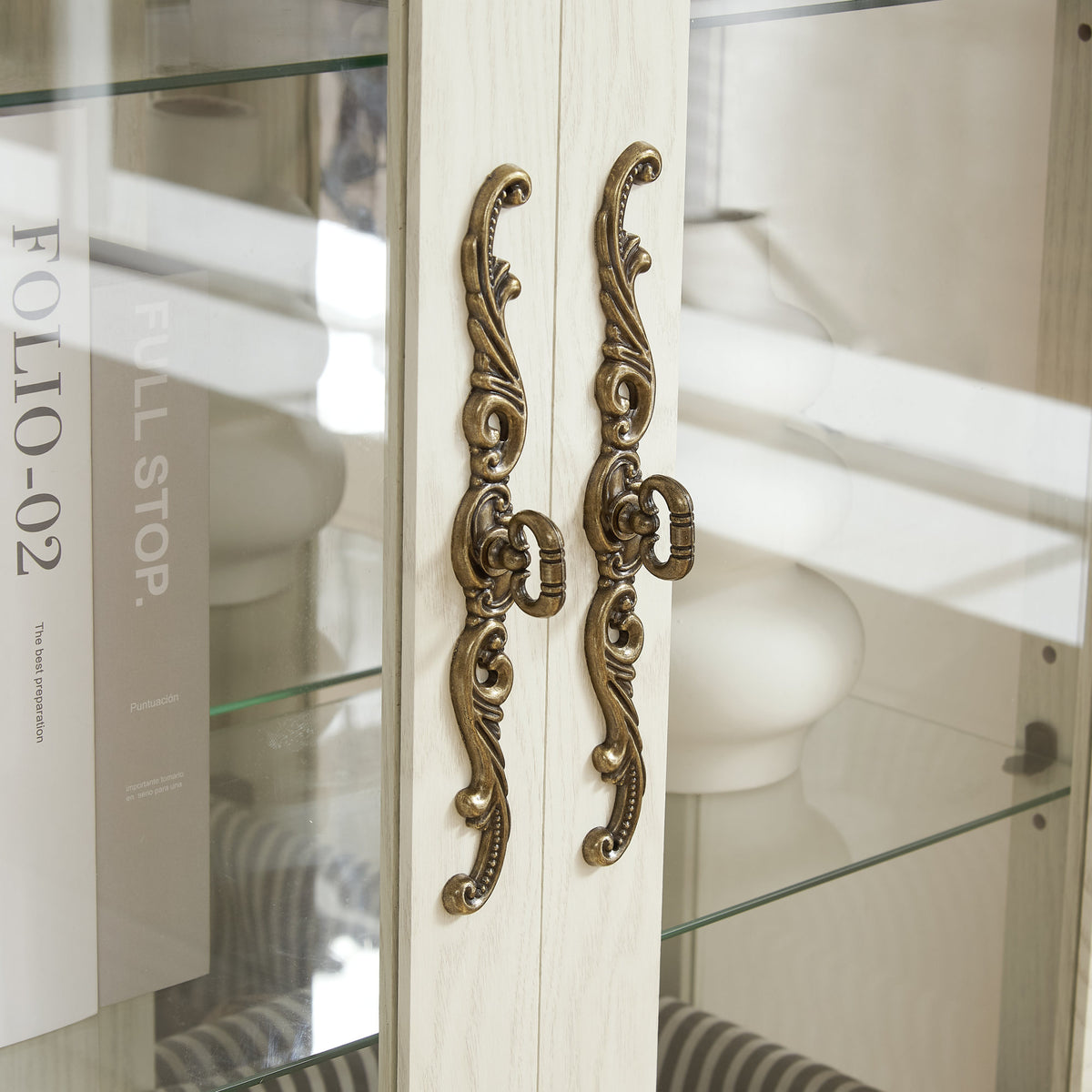 Curio Cabinet Lighted Glass Cabinet Glass Wine Cabinet Curio Display Cabinet with Adjustable Glass Shelves 2 Doors and 1 drawer Cabinet – Antique White