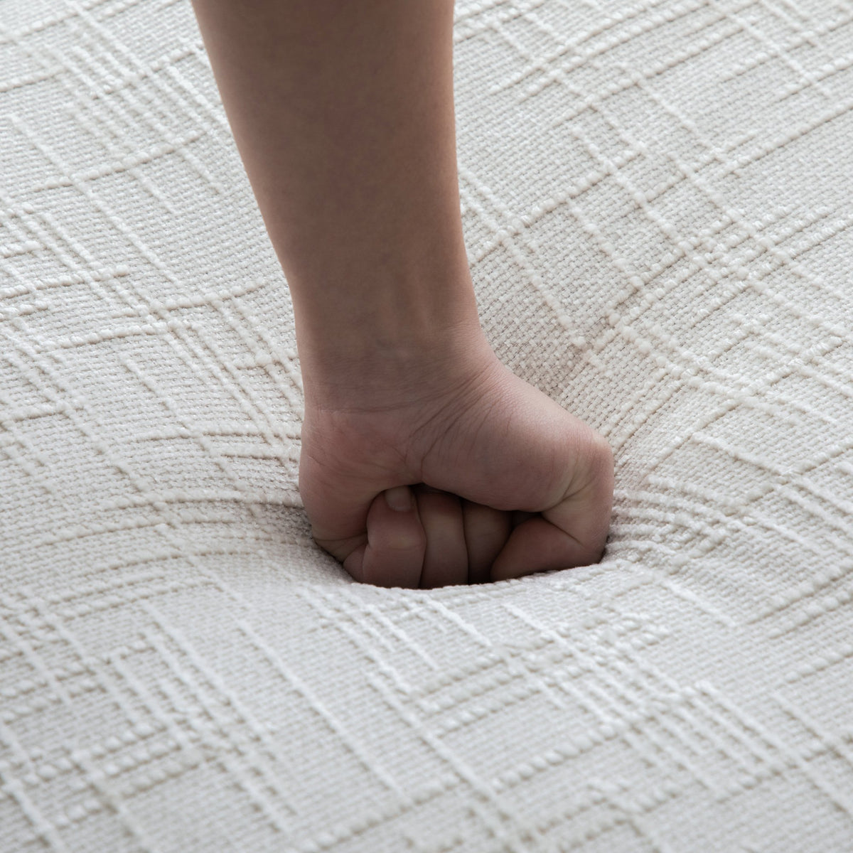 77.17" Wide Modern Upholstered End of Bed Bench with Armrests, Chenille Chaise Lounge Couch with 2 Bolster Pillows, Daybed with Rubberwood Legs For Living Room,Bedroom,Apartment,Guestroom,BEIGE