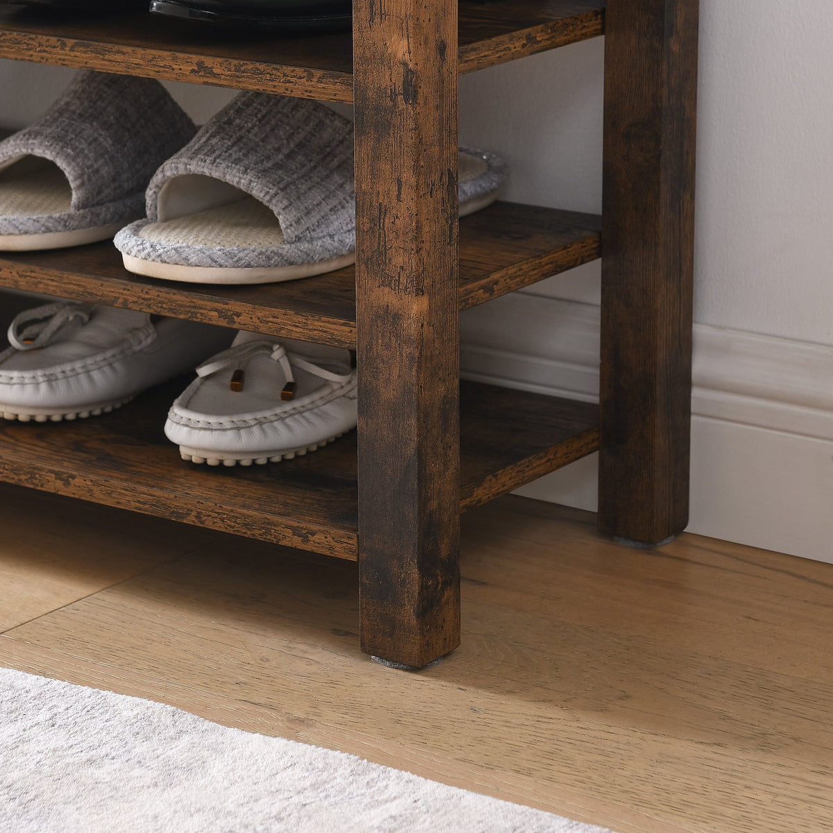 A height-adjustable long shoe-changing bench, made of natural rubberwood, comes with a comfortable seat – Model W487P289971